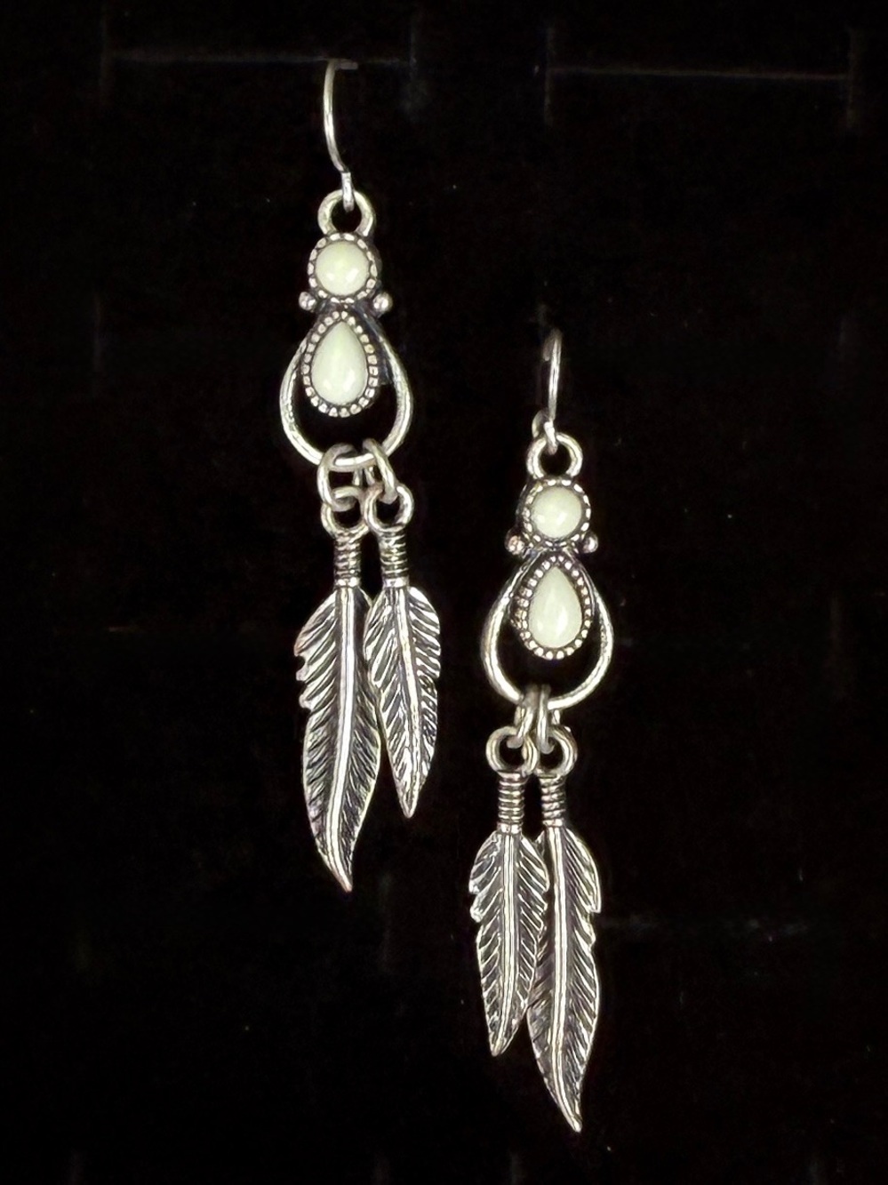 Silvertone white leaf fringe pierced dangle earrings